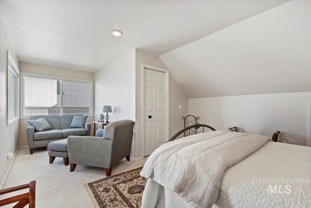 5310 N Quail Summit Way, Boise, ID 83703