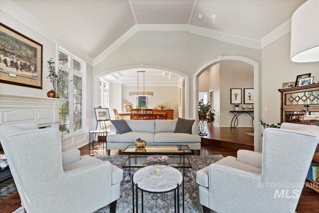 5310 N Quail Summit Way, Boise, ID 83703
