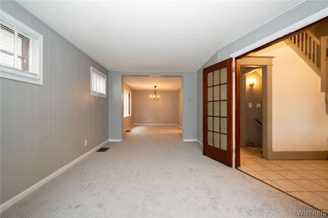 45 Ridge Park Avenue, Cheektowaga, NY 14211