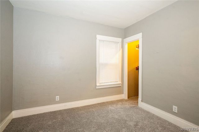 45 Ridge Park Avenue, Cheektowaga, NY 14211