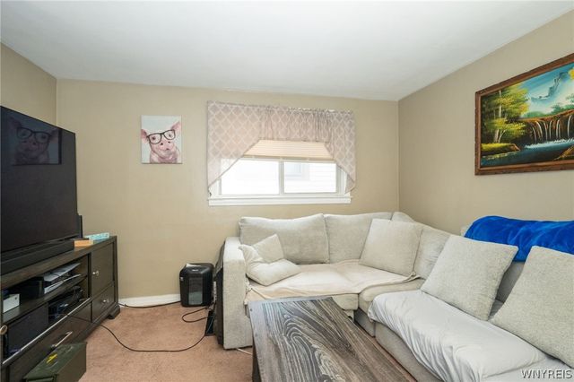 45 Ridge Park Avenue, Cheektowaga, NY 14211