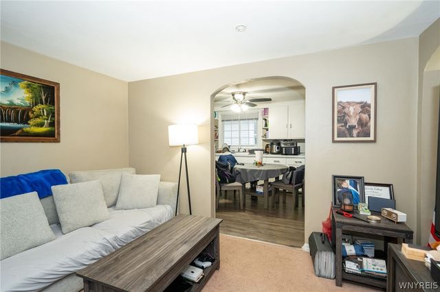 45 Ridge Park Avenue, Cheektowaga, NY 14211