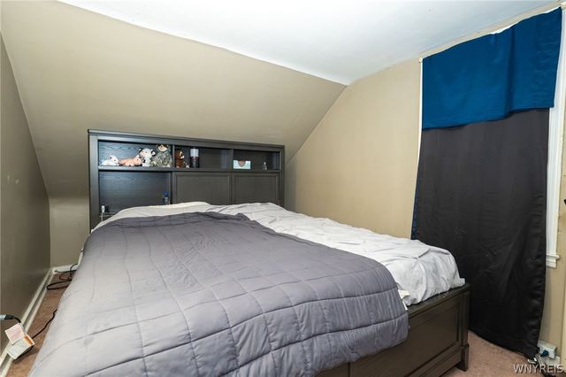 45 Ridge Park Avenue, Cheektowaga, NY 14211