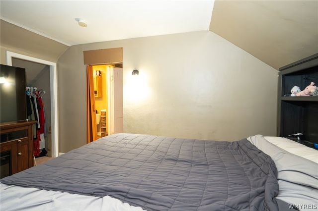 45 Ridge Park Avenue, Cheektowaga, NY 14211