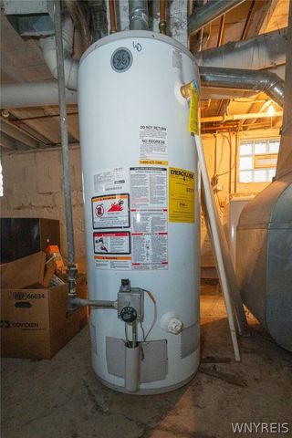 45 Ridge Park Avenue, Cheektowaga, NY 14211