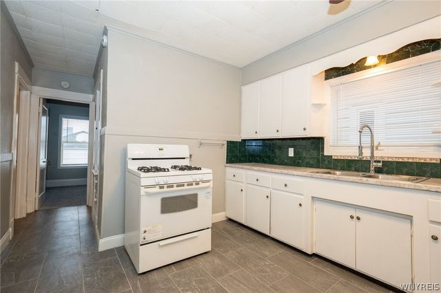 45 Ridge Park Avenue, Cheektowaga, NY 14211