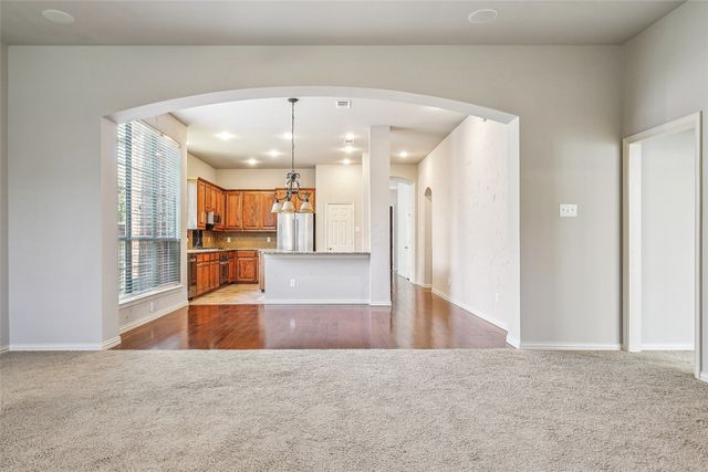 8704 Dayton Drive, Lantana, TX 76226