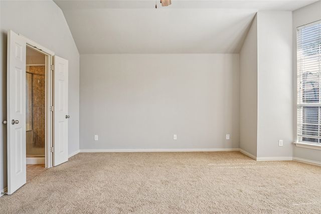 8704 Dayton Drive, Lantana, TX 76226