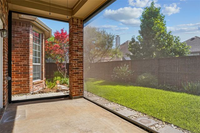 8704 Dayton Drive, Lantana, TX 76226