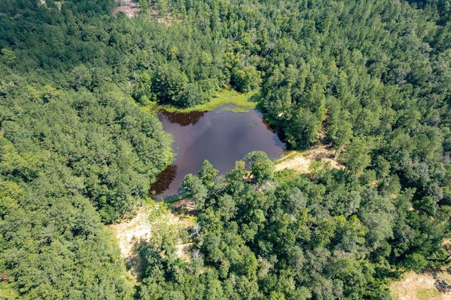 43.16 Crooked Rd., Laurel, MS 39443