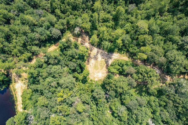 43.16 Crooked Rd., Laurel, MS 39443