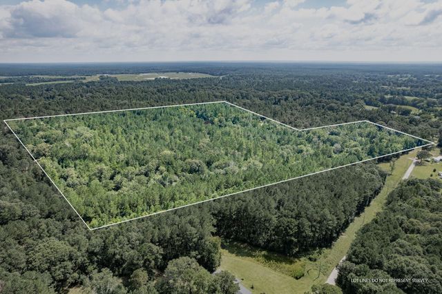 43.16 Crooked Rd., Laurel, MS 39443