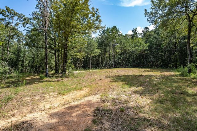 43.16 Crooked Rd., Laurel, MS 39443