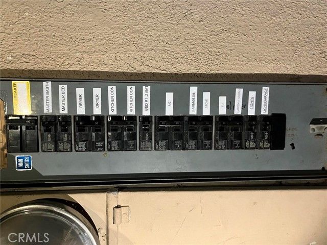 2542 N Pacific Avenue, Santa Ana, CA 92706