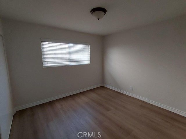 2542 N Pacific Avenue, Santa Ana, CA 92706