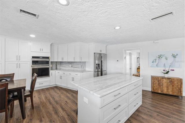 1997 HAWAII AVENUE NE, St Petersburg, FL 33703