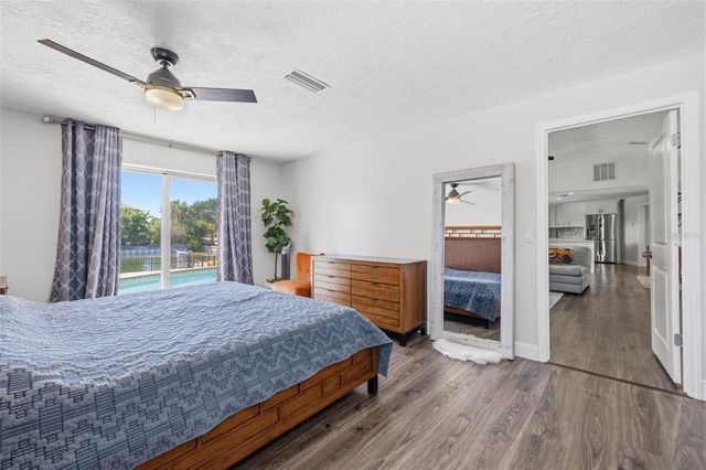 1997 HAWAII AVENUE NE, St Petersburg, FL 33703