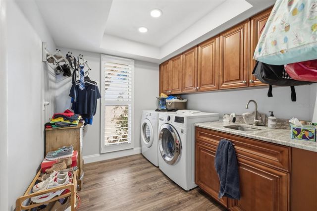 1997 HAWAII AVENUE NE, St Petersburg, FL 33703