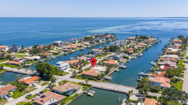 1997 HAWAII AVENUE NE, St Petersburg, FL 33703