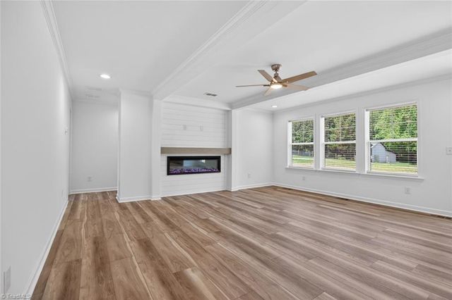 2979 Durant Drive, Winston-salem, NC 27107