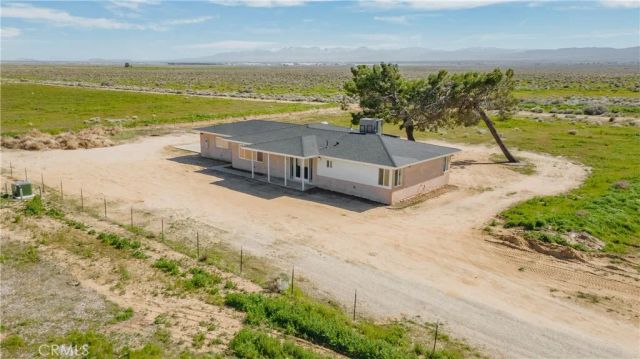 49020 70th West, Lancaster, CA 93536