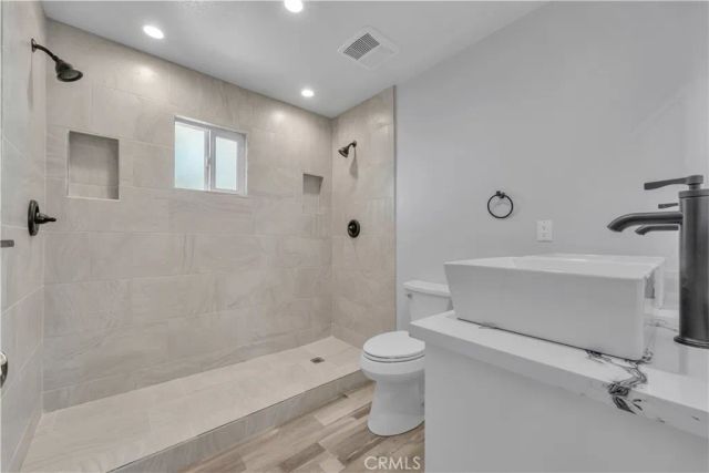 49020 70th West, Lancaster, CA 93536