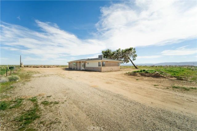 49020 70th West, Lancaster, CA 93536