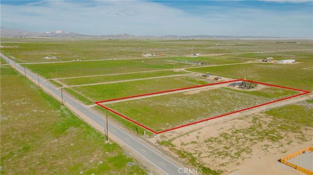 49020 70th West, Lancaster, CA 93536