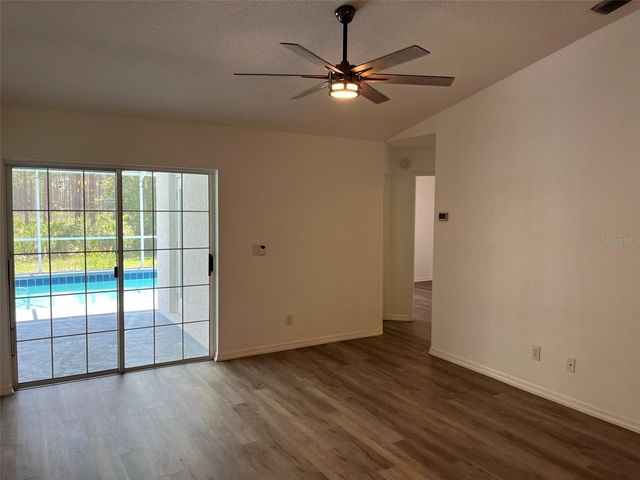 9411 WILLOW COVE COURT, Tampa, FL 33647
