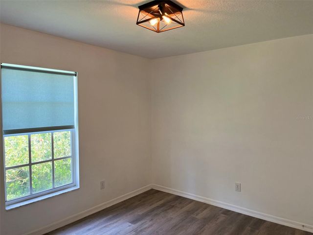 9411 WILLOW COVE COURT, Tampa, FL 33647