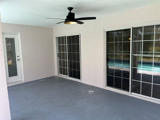 9411 WILLOW COVE COURT, Tampa, FL 33647