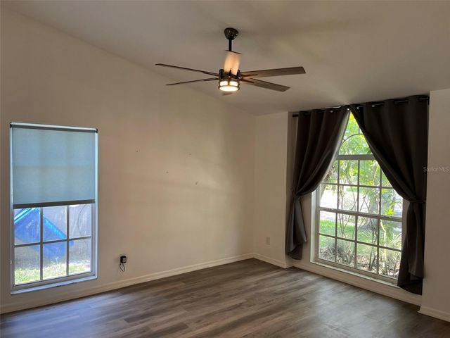 9411 WILLOW COVE COURT, Tampa, FL 33647