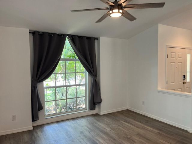 9411 WILLOW COVE COURT, Tampa, FL 33647