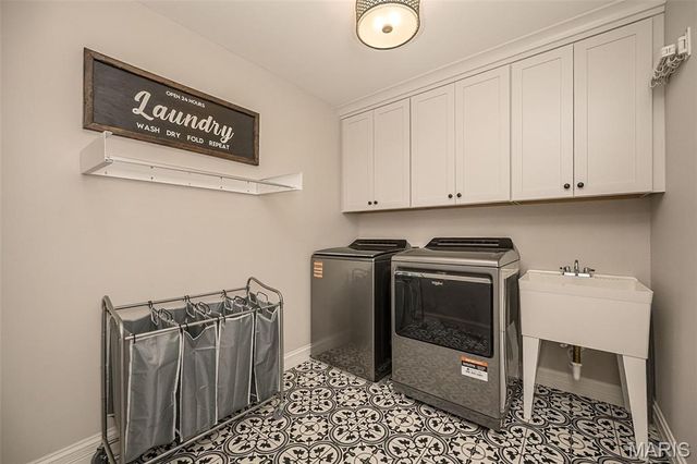 438 Lee Avenue, Kirkwood, MO 63122