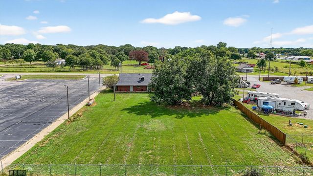 119 Willafa Woods Road, Durant, OK 74731