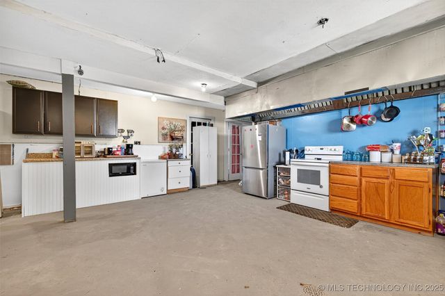 119 Willafa Woods Road, Durant, OK 74731