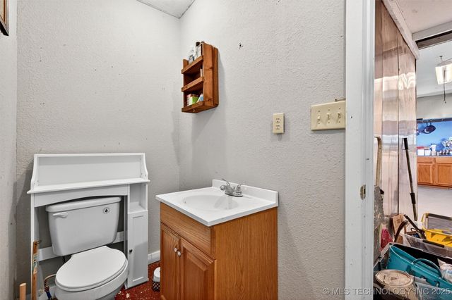 119 Willafa Woods Road, Durant, OK 74731