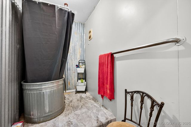 119 Willafa Woods Road, Durant, OK 74731