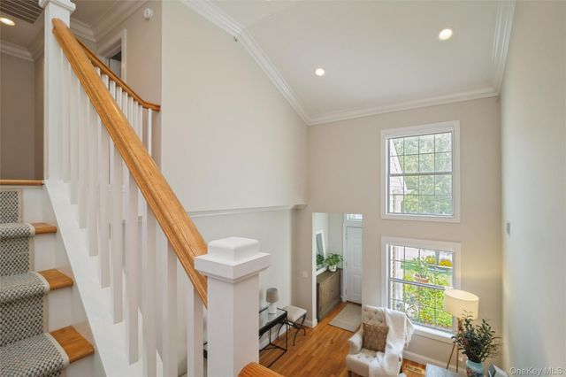 34 Cranberry Circle, Medford, NY 11763