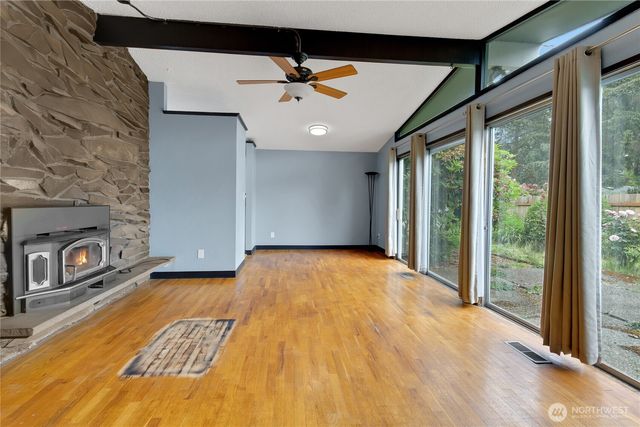 7109 106th Street E, Puyallup, WA 98373