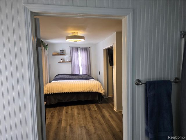 2719 Deland Road, Waterford Charter Township, MI 48329