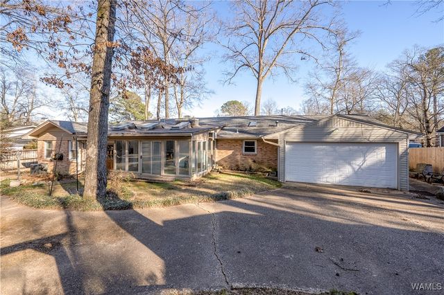 5324 Northwood Lake W, Northport, AL 35473