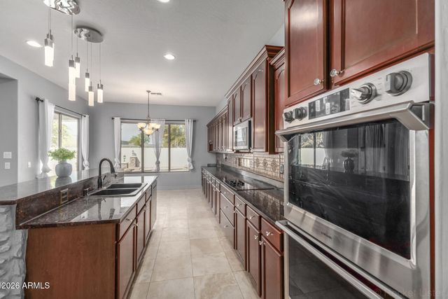 1308 E FLAMINGO Court, Gilbert, AZ 85297