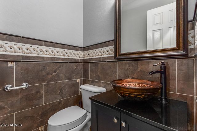 1308 E FLAMINGO Court, Gilbert, AZ 85297