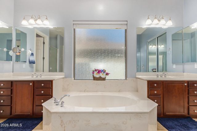 1308 E FLAMINGO Court, Gilbert, AZ 85297