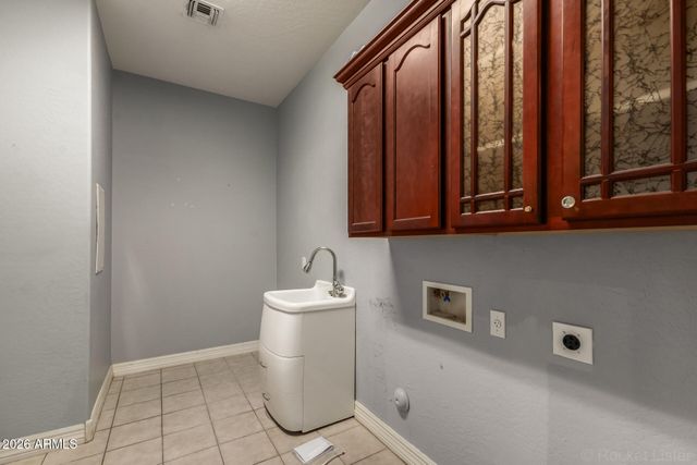 1308 E FLAMINGO Court, Gilbert, AZ 85297