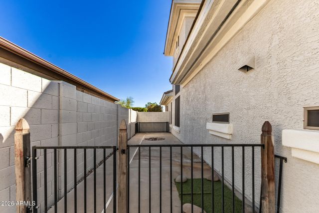 1308 E FLAMINGO Court, Gilbert, AZ 85297