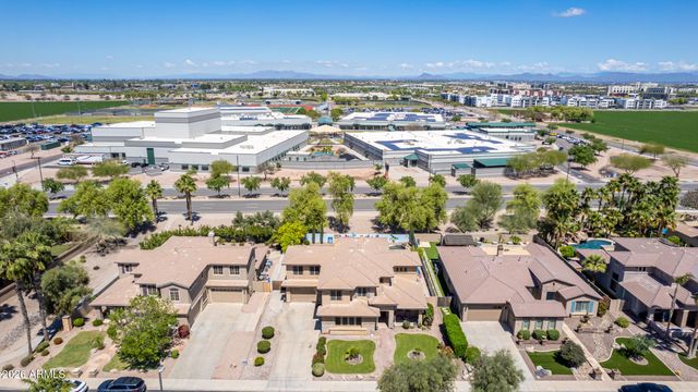 1308 E FLAMINGO Court, Gilbert, AZ 85297