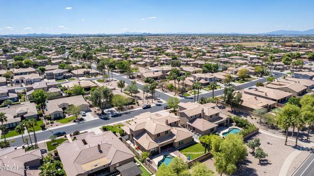 1308 E FLAMINGO Court, Gilbert, AZ 85297