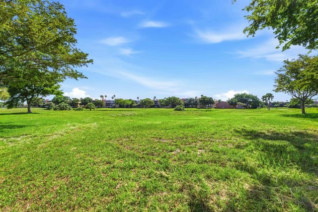 260 NW 76th Avenue 207, Margate, FL 33063